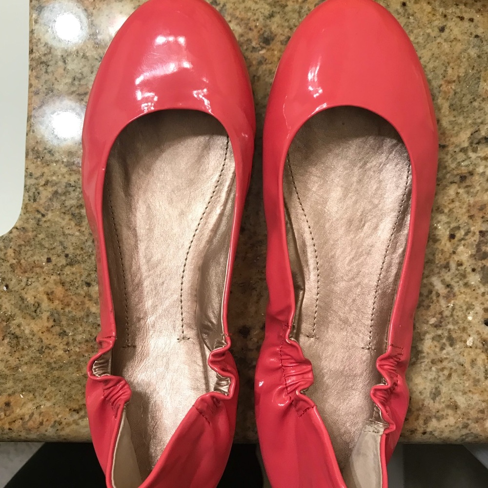 Pink flats